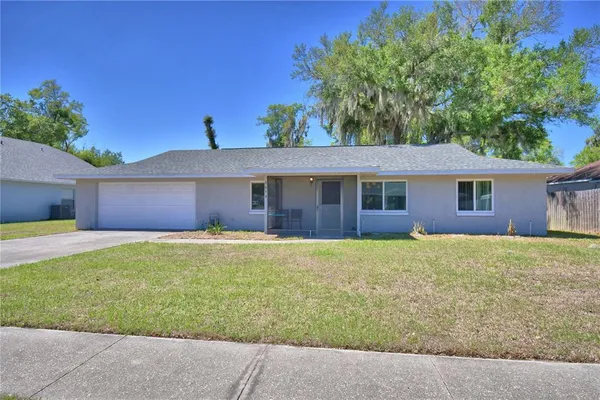 $349,000 | 3654 Opal Drive, Mulberry, FL 33860