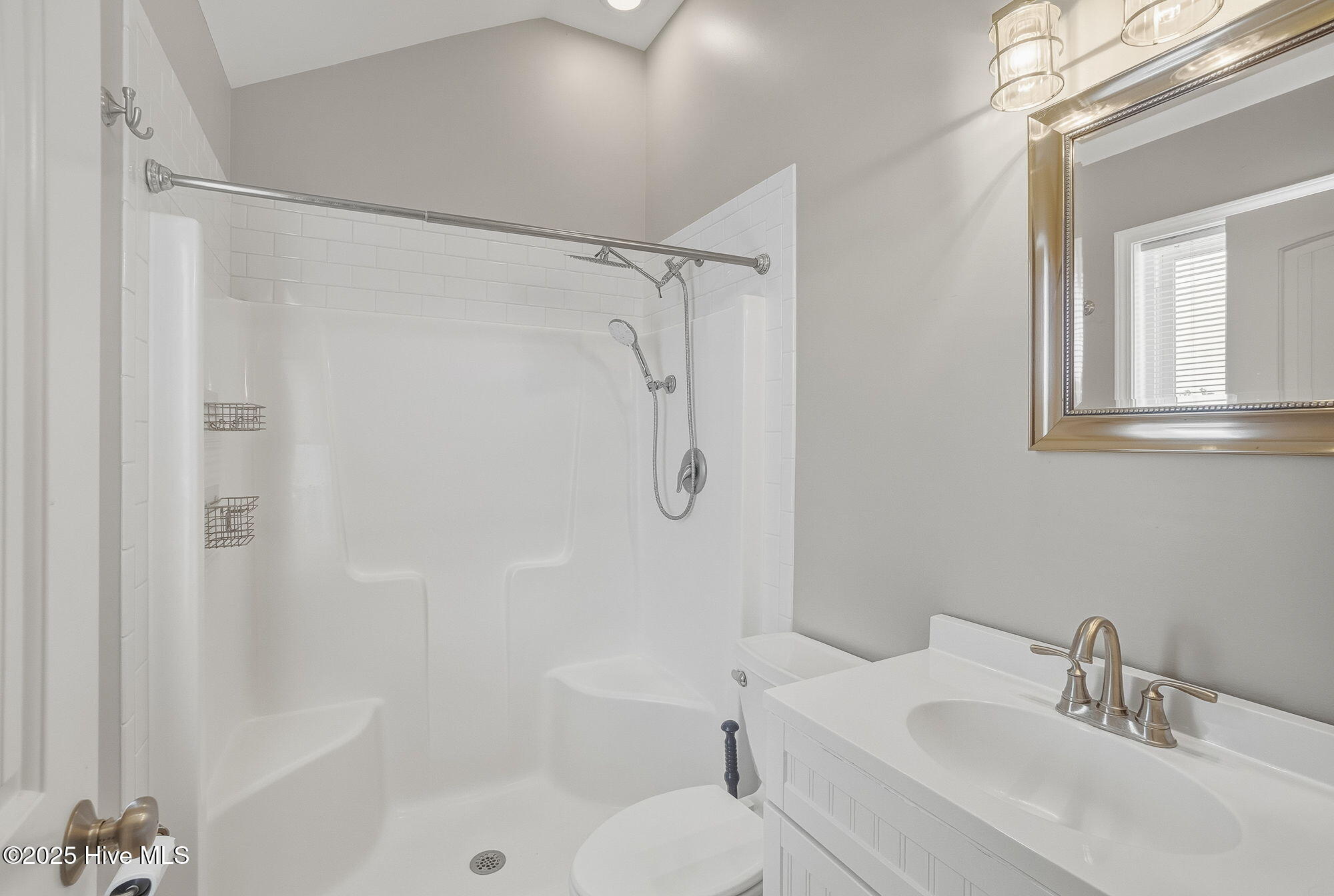 209 West Terminal Boulevard Atlantic Beach, NC 28512 - Photo 16 of 35 11-web-or-mls-chadwick-visuals-209-w-ter