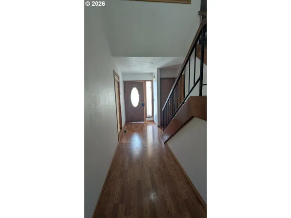 $425,000 | 4040 Southeast Wynnwood Drive, Hillsboro, OR 97123