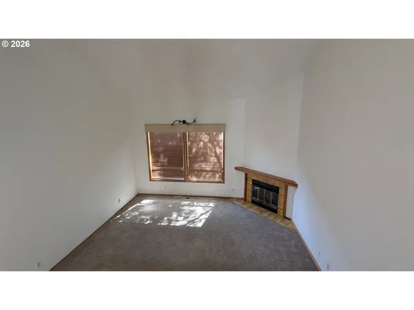 $425,000 | 4040 Southeast Wynnwood Drive, Hillsboro, OR 97123