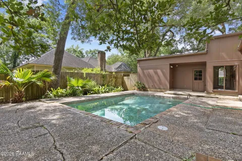 $320,000 | 315 North Demanade Boulevard, Lafayette, LA 70503