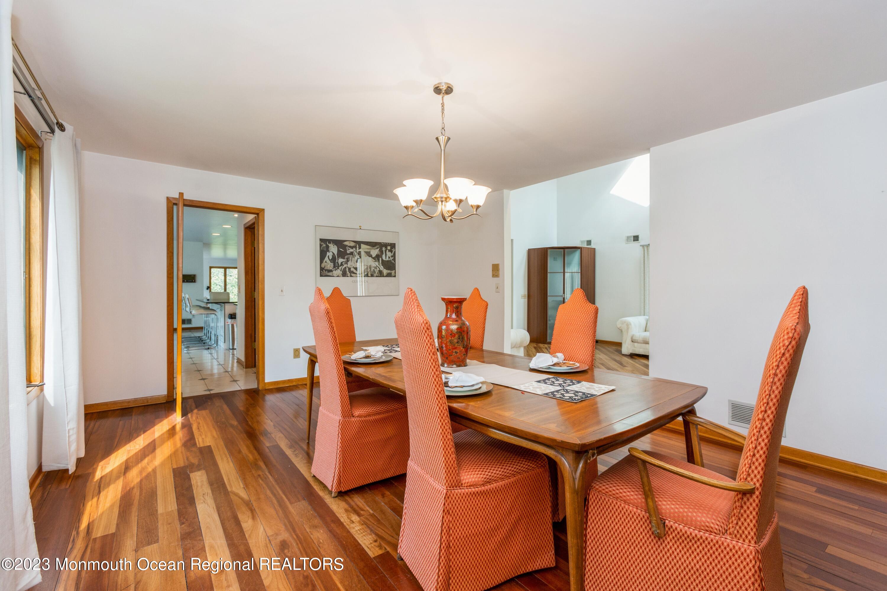1121 Cooper Road Scotch Plains, NJ 07076 - Photo 13 of 43 06_1121CooperRd_2006_HiRes