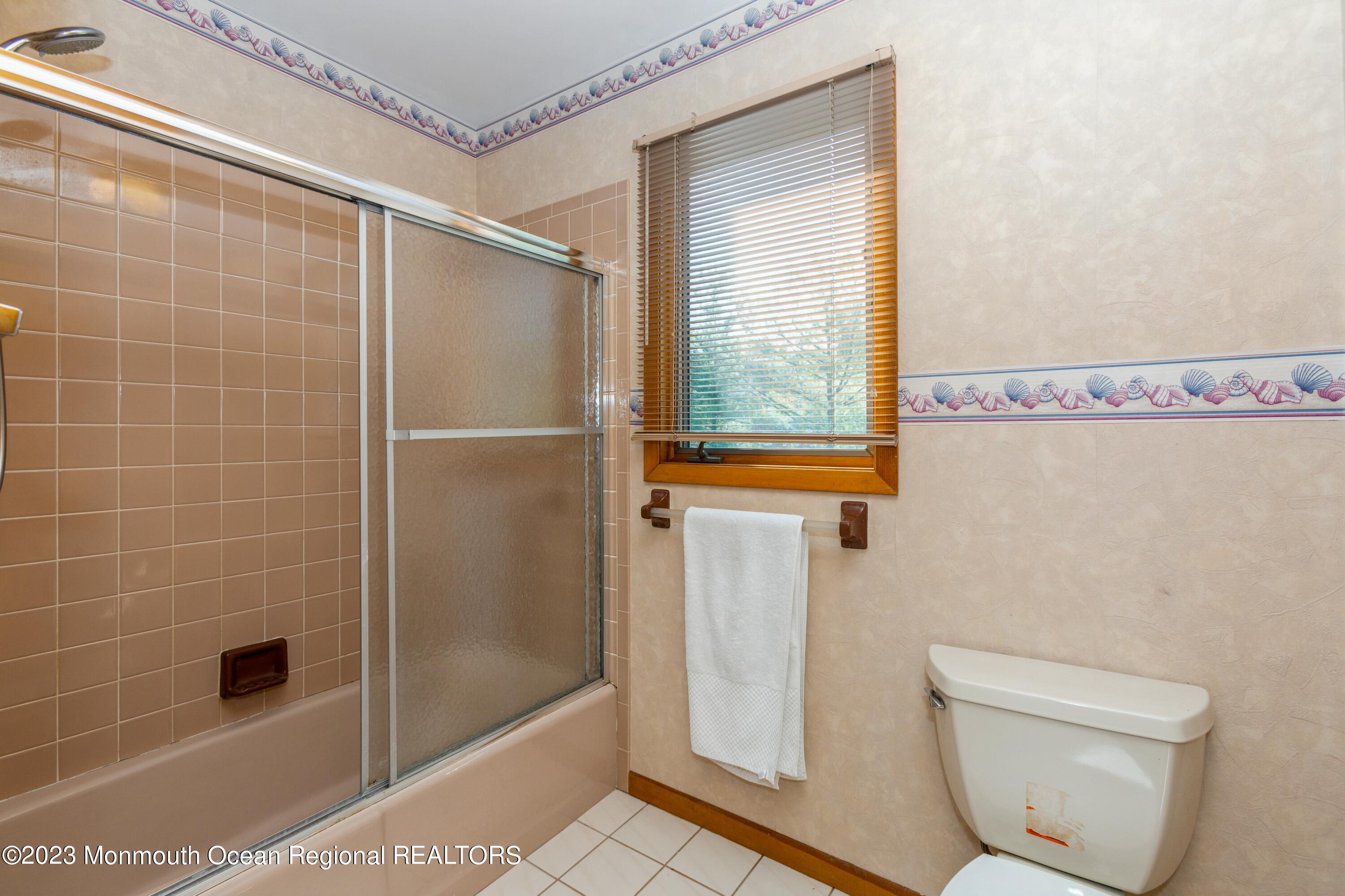 1121 Cooper Road Scotch Plains, NJ 07076 - Photo 26 of 43 26_1121CooperRd_2027_HiRes