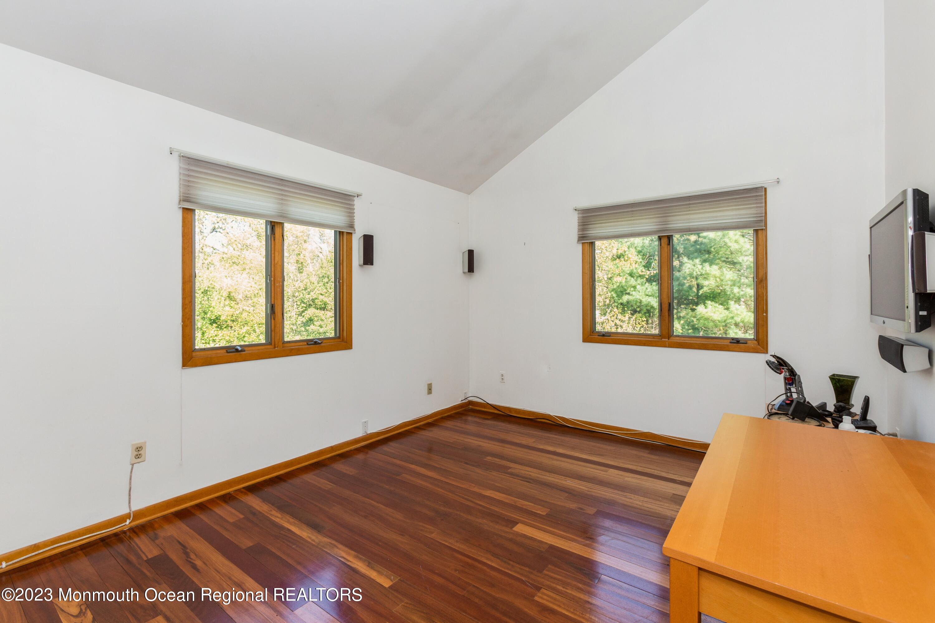 1121 Cooper Road Scotch Plains, NJ 07076 - Photo 31 of 43 29_1121CooperRd_2030_HiRes