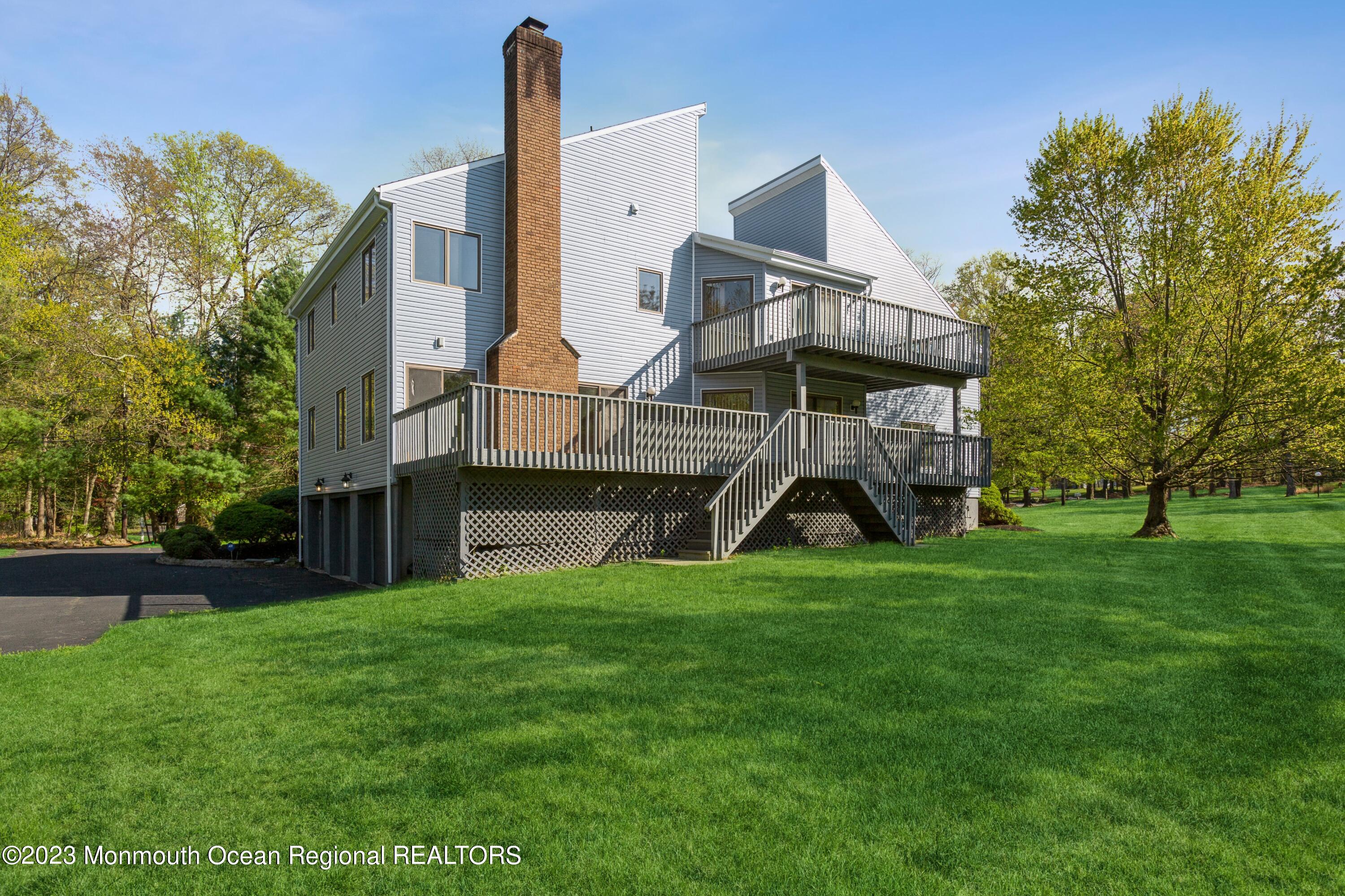 1121 Cooper Road Scotch Plains, NJ 07076 - Photo 34 of 43 38_1121CooperRd_2039_HiRes
