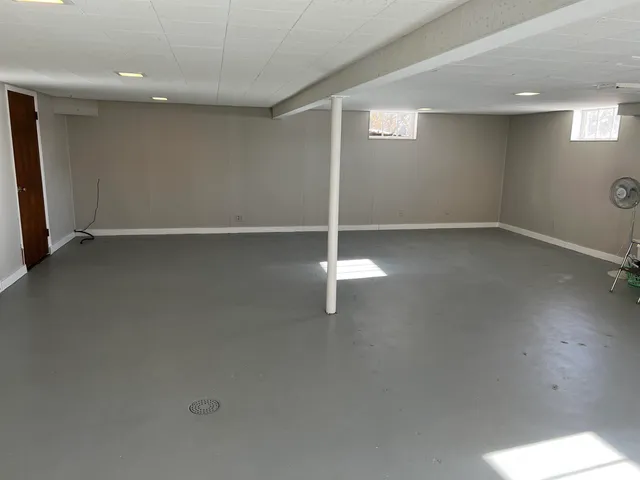 $169,900 | 215 East Vandalia Road, South Jacksonville, IL 62650