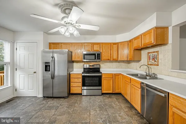 $2,650 | 596 Coach Hill Court, Unit C, West Chester, PA 19380