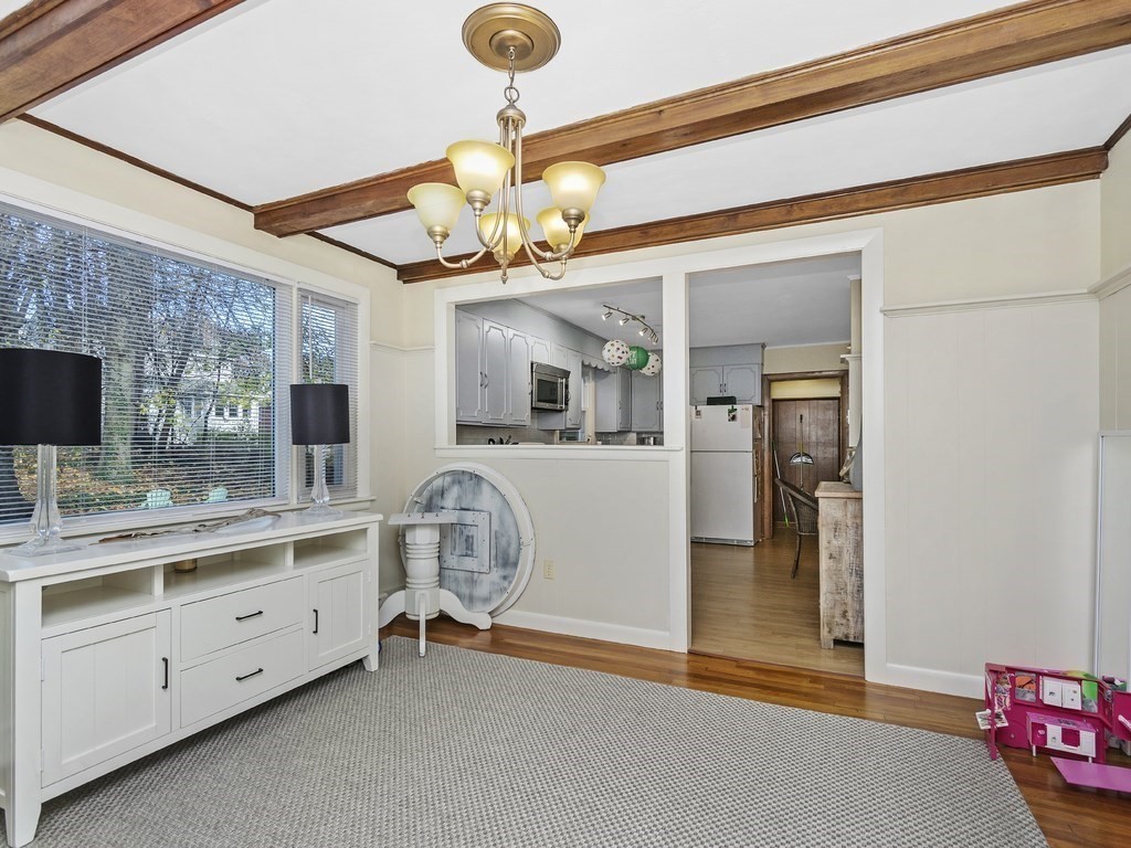 453-455 Albemarle Road Newton, MA 02460 - Photo 5 of 15 Gallery Image 5