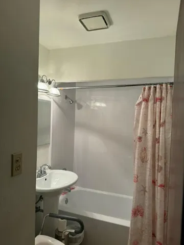 $239,900 | 2573 South 76th Street, West Allis, WI 53219