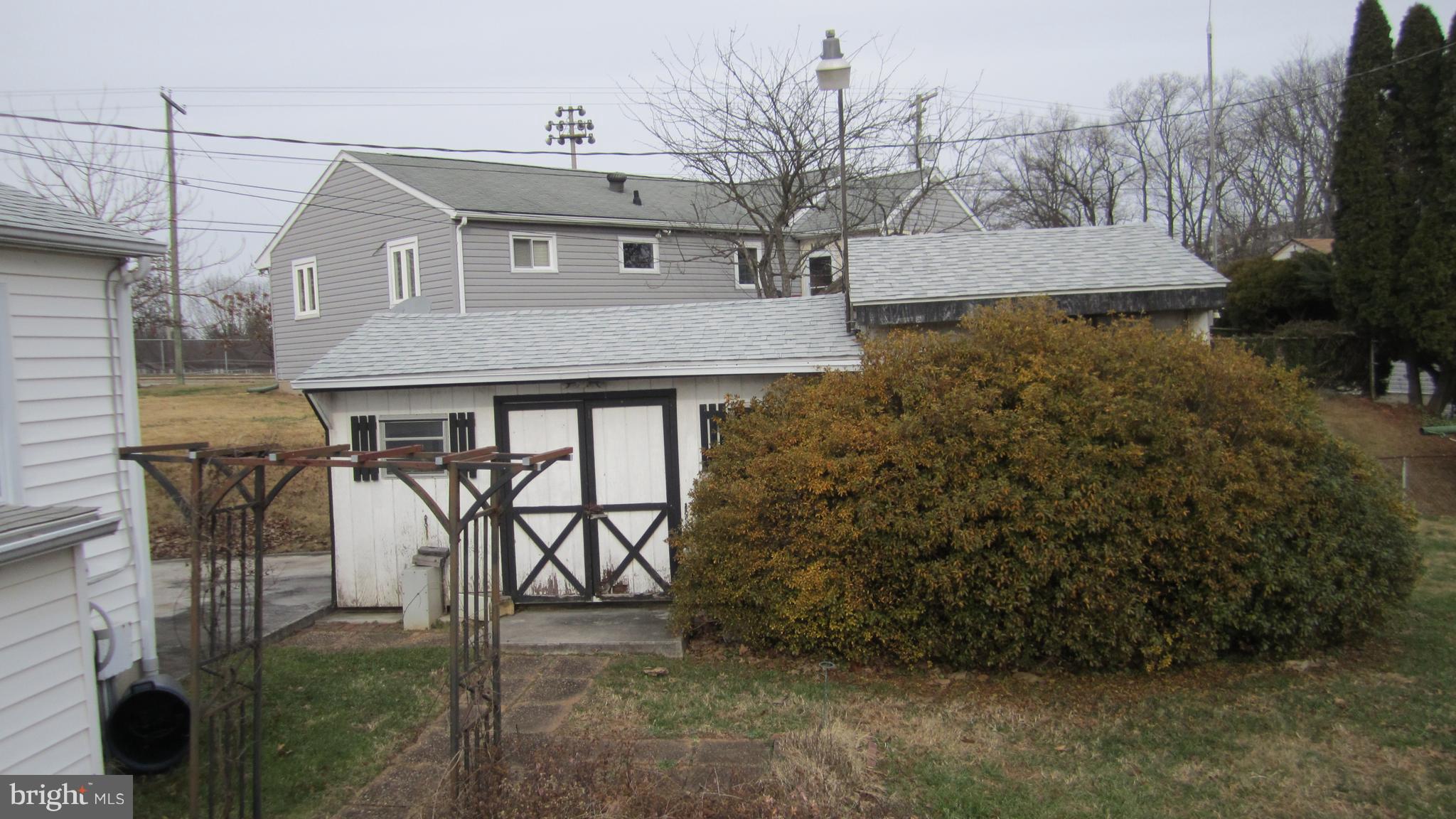 SHED FRONT VIEW