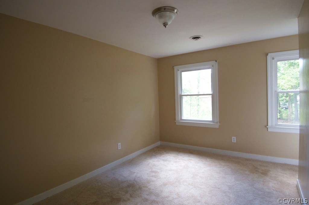 1106 Spirea Road Midlothian, VA 23236 - Photo 8 of 17 Gallery Image 8