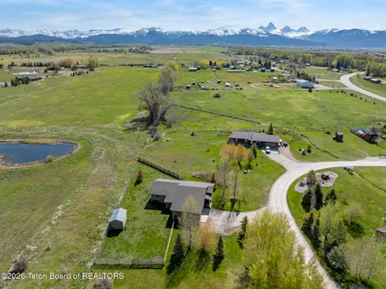 $875,000 | 5899 Boyer Drive, Tetonia, ID 83452