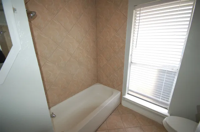 $270,000 | 3338 Walhalla Drive, Houston, TX 77066