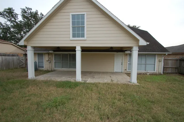 $270,000 | 3338 Walhalla Drive, Houston, TX 77066