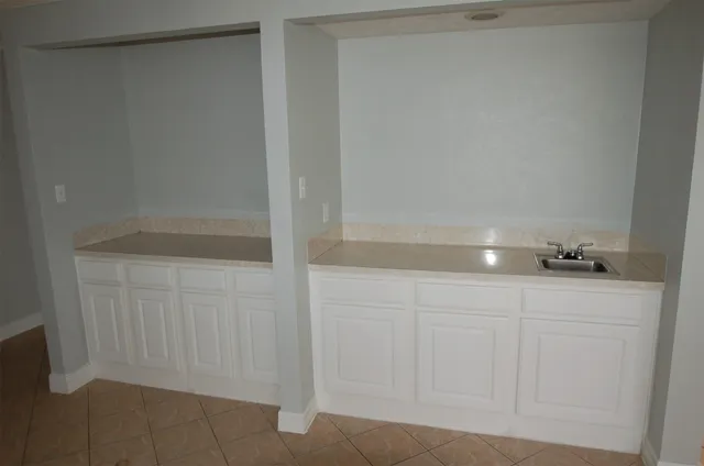 $270,000 | 3338 Walhalla Drive, Houston, TX 77066