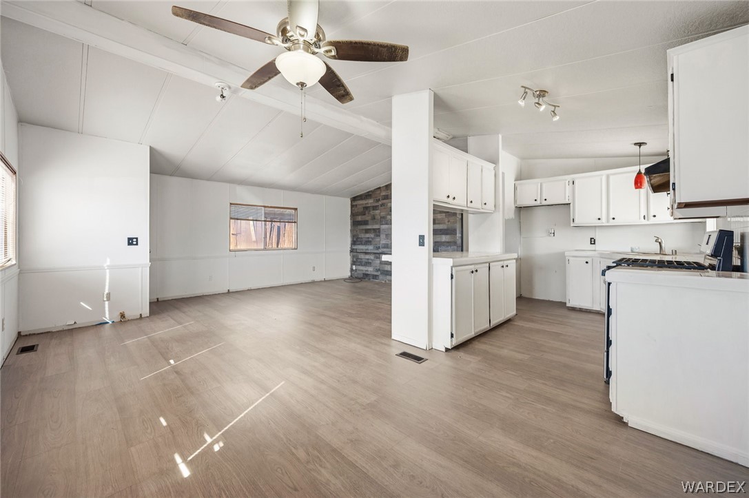 591 Ramar Road Bullhead City, AZ 86442 - Photo 10 of 35