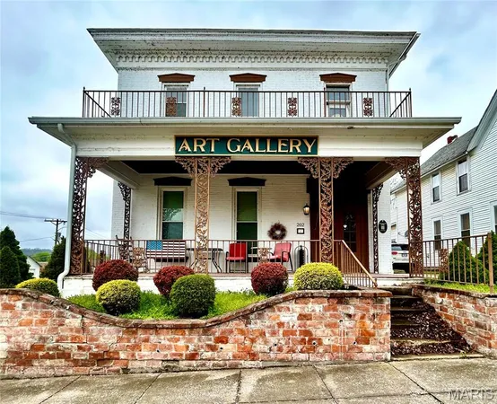 $250,000 | 202 North 3rd Street, Louisiana, MO 63353