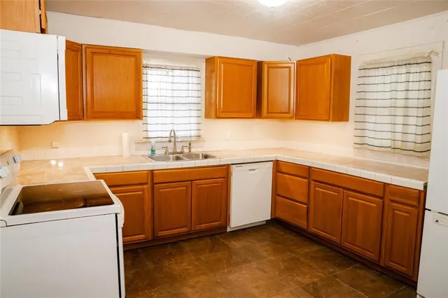 $39,000 | 2517 Broadway Avenue, Parsons, KS 67357