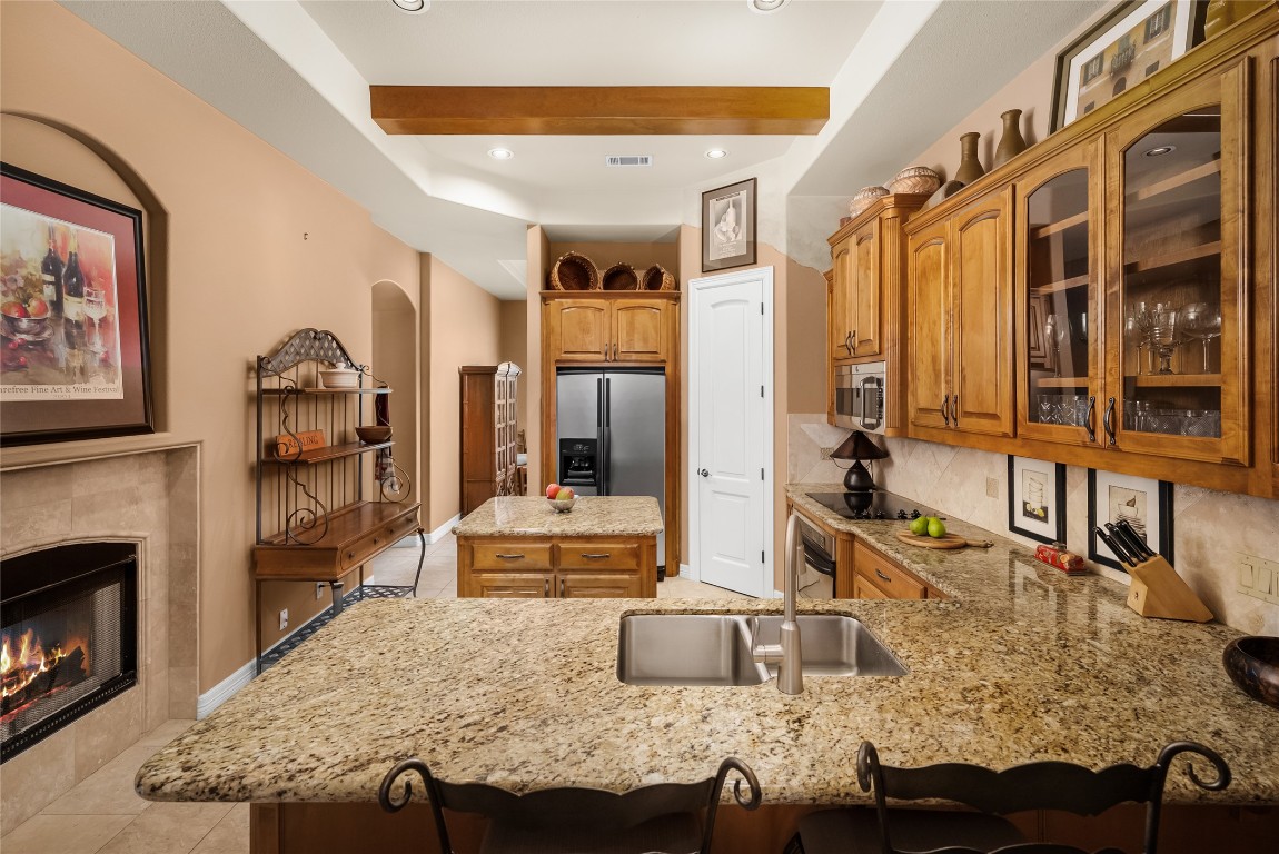 2 Tournament Way The Hills, TX 78738 - Photo 16 of 37