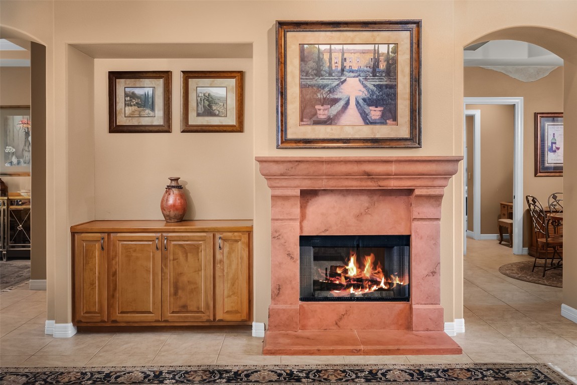 2 Tournament Way The Hills, TX 78738 - Photo 10 of 37