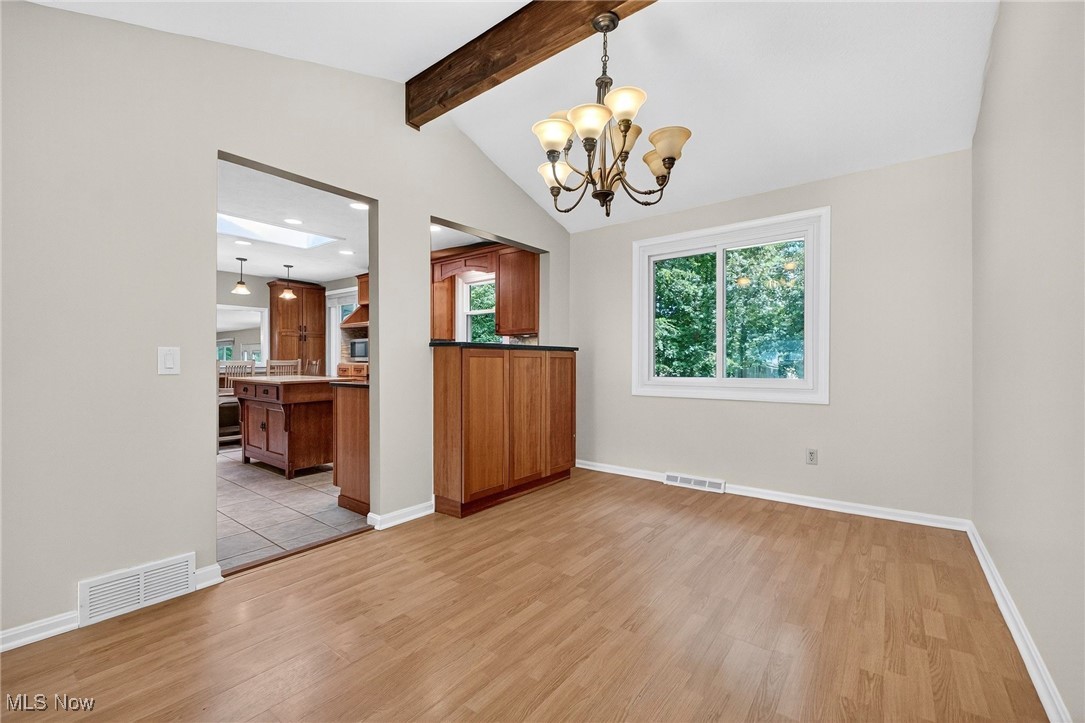 37436 Hunters Ridge Solon, OH 44139 - Photo 13 of 48 Gallery Image 13