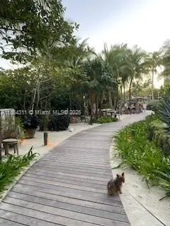 $8,000 | 2301 Collins Avenue, Unit 542, Miami Beach, FL 33139