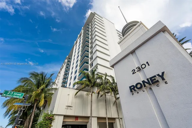 $8,000 | 2301 Collins Avenue, Unit 542, Miami Beach, FL 33139