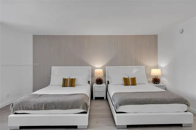 $8,000 | 2301 Collins Avenue, Unit 542, Miami Beach, FL 33139