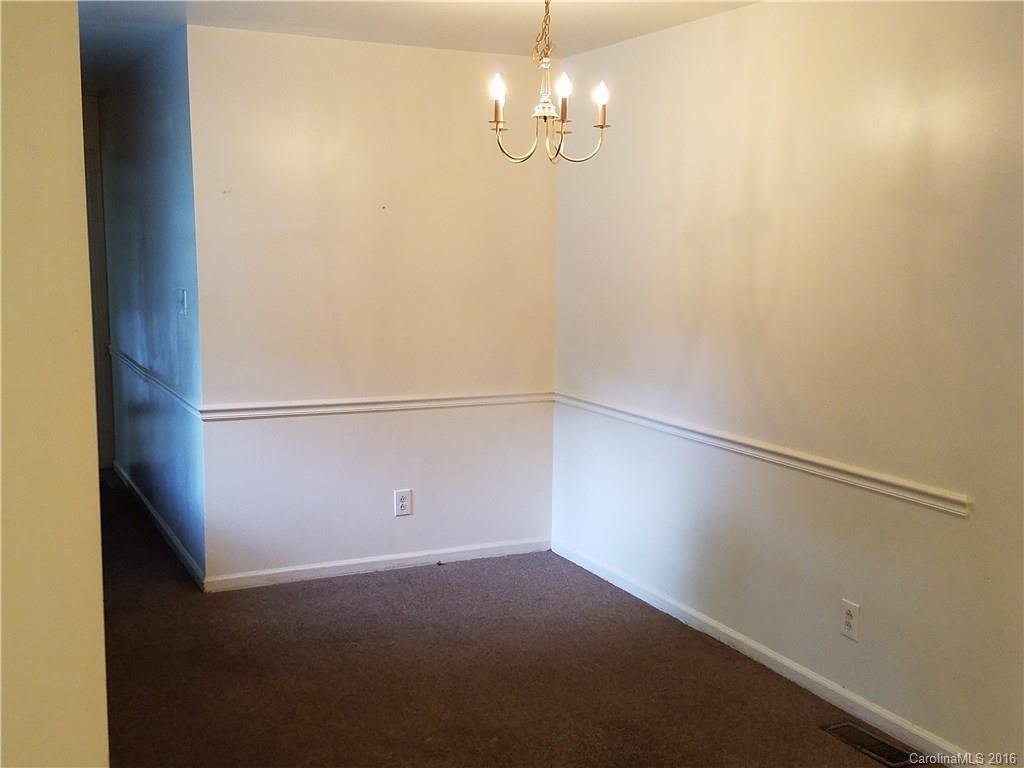 4033 Nevin Road Charlotte, NC 28269 - Photo 3 of 11