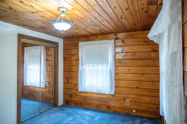 $289,900 | N11380 10th Avenue, Necedah, WI 54646