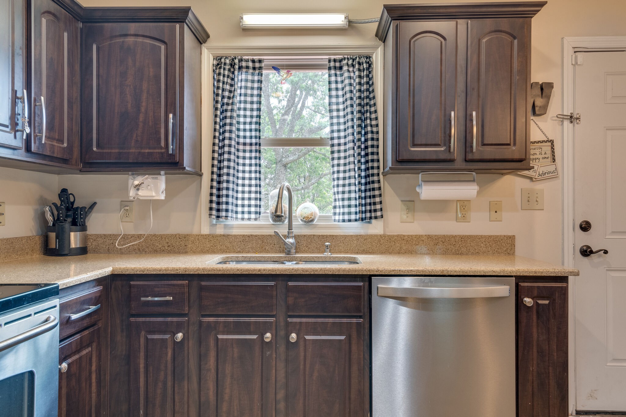 1613 Hayes Denton Road Columbia, TN 38401 - Photo 16 of 30 Gallery Image 16