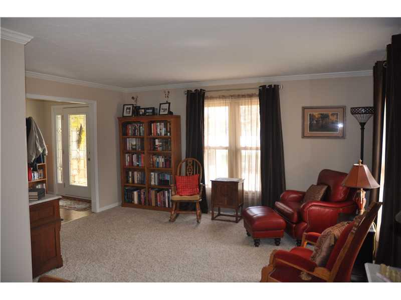 1802 Winding Ridge Avenue Indianapolis, IN 46217 - Photo 4 of 22 Gallery Image 4