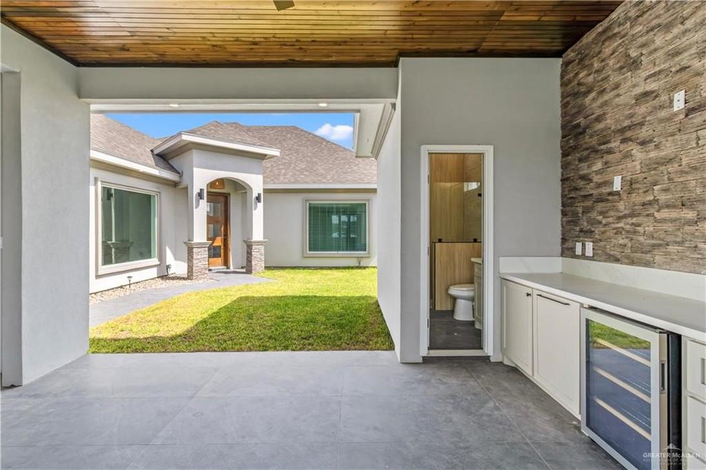 614 West La Pointe Avenue Alton, TX 78573 - Photo 2 of 13