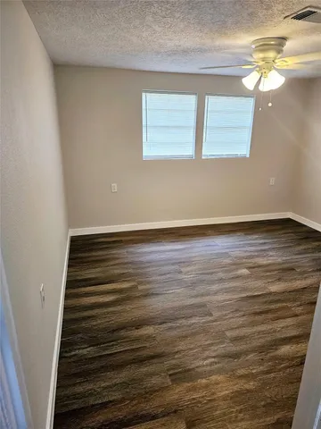 $185,000 | 712 Stowell Street, Anahuac, TX 77514