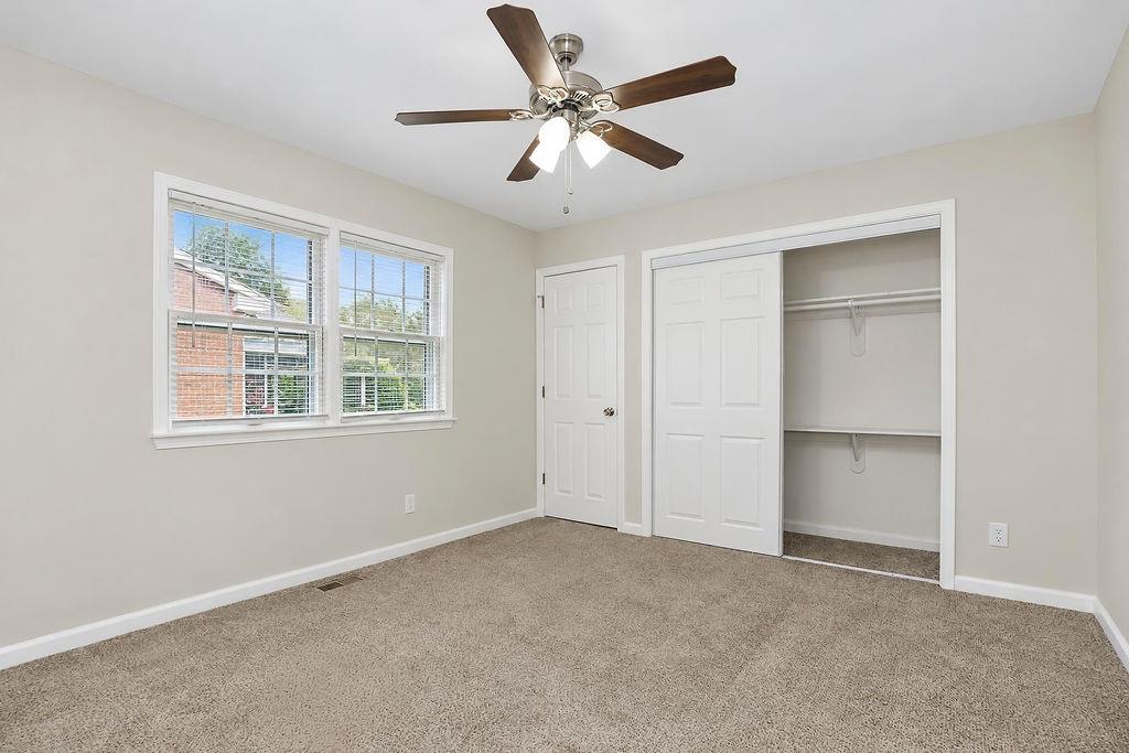 305 Northwest O'Brien Road Lee's Summit, MO 64063 - Photo 19 of 34 Gallery Image 19