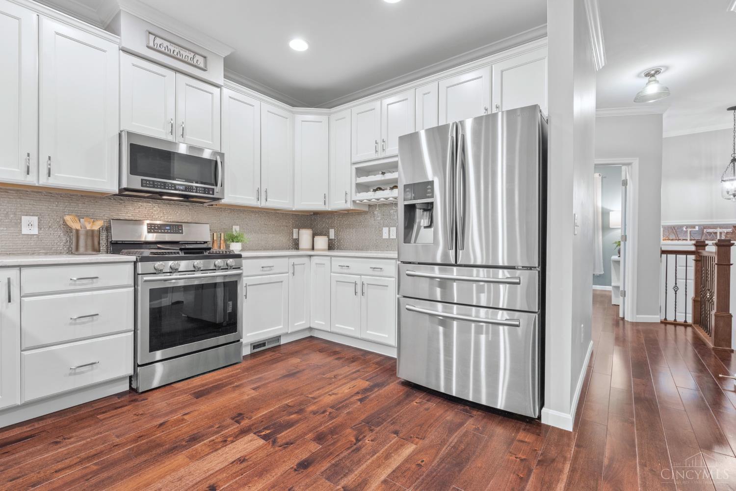 3655 Brotherton Road Cincinnati, OH 45209 - Photo 10 of 52
