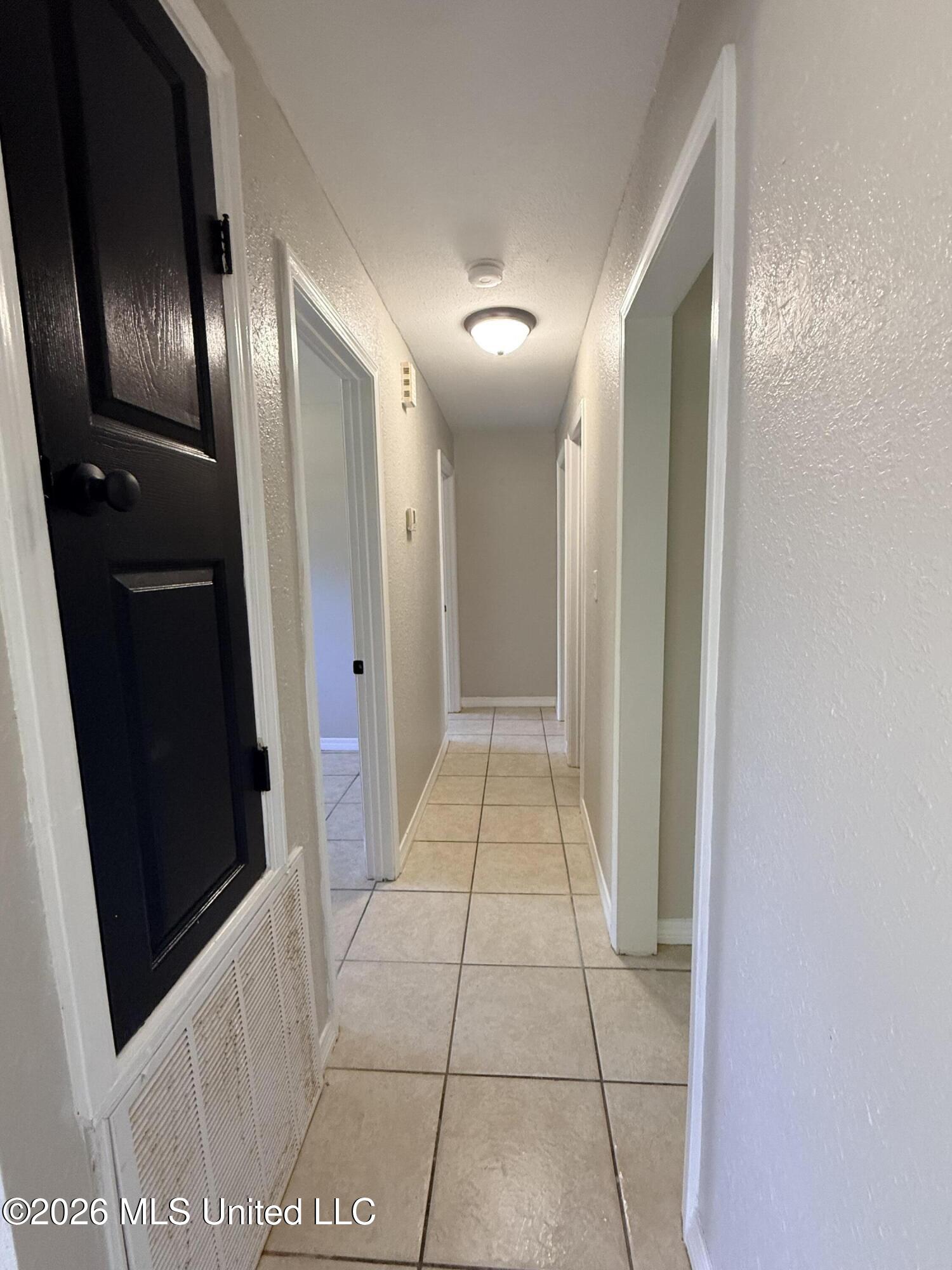6236 Frederick Street Moss Point, MS 39563 - Photo 9 of 9 Hallway