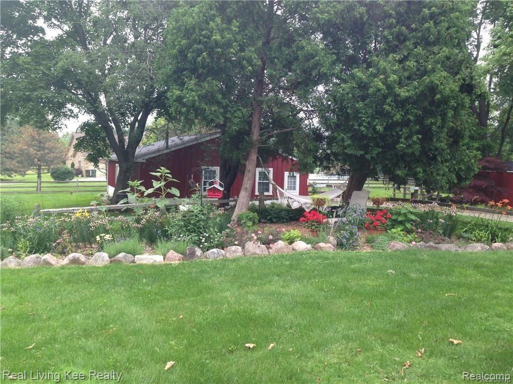 722 West Hamlin Road Rochester Hills, MI 48307 - Photo 19 of 31