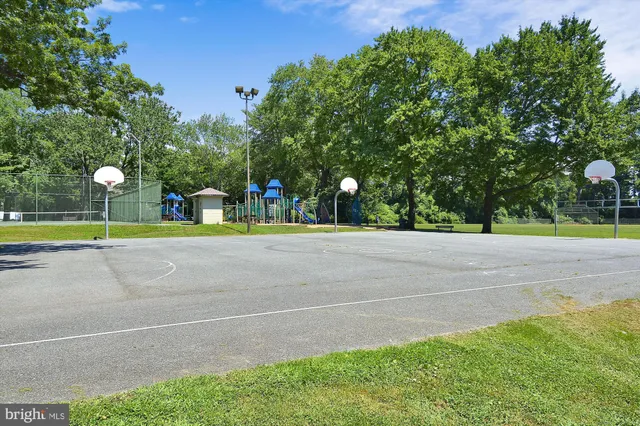 $875,000 | 6216 Rockhurst Road, Bethesda, MD 20817