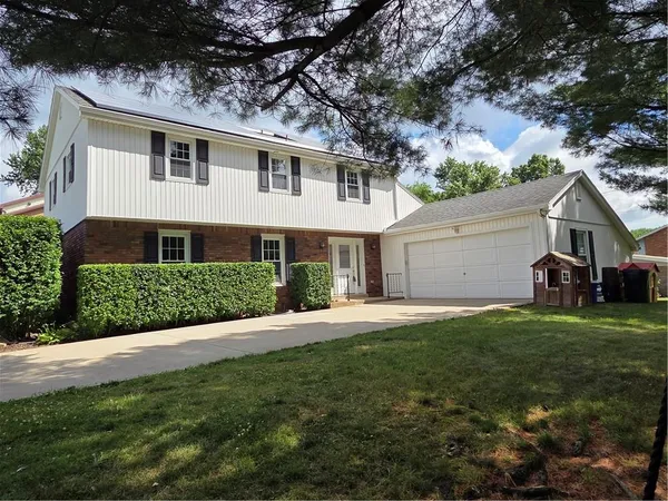$419,900 | 100 Southridge Drive, Monroeville, PA 15146