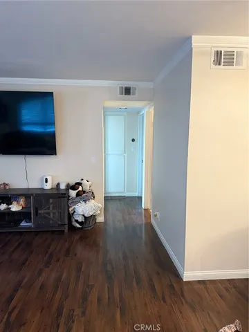 $470,000 | 21203 Trumpet Drive, Unit 103, Newhall, CA 91321