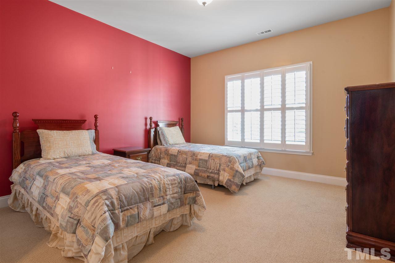 9425 Collingdale Way Raleigh, NC 27617 - Photo 23 of 30 Gallery Image 23
