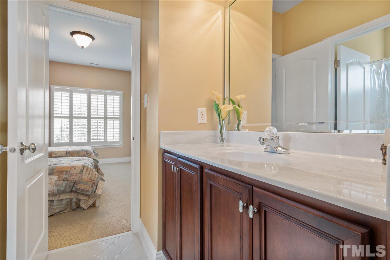 9425 Collingdale Way Raleigh, NC 27617 - Photo 24 of 30 Gallery Image 24