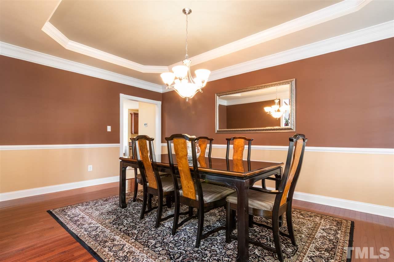 9425 Collingdale Way Raleigh, NC 27617 - Photo 5 of 30 Gallery Image 5