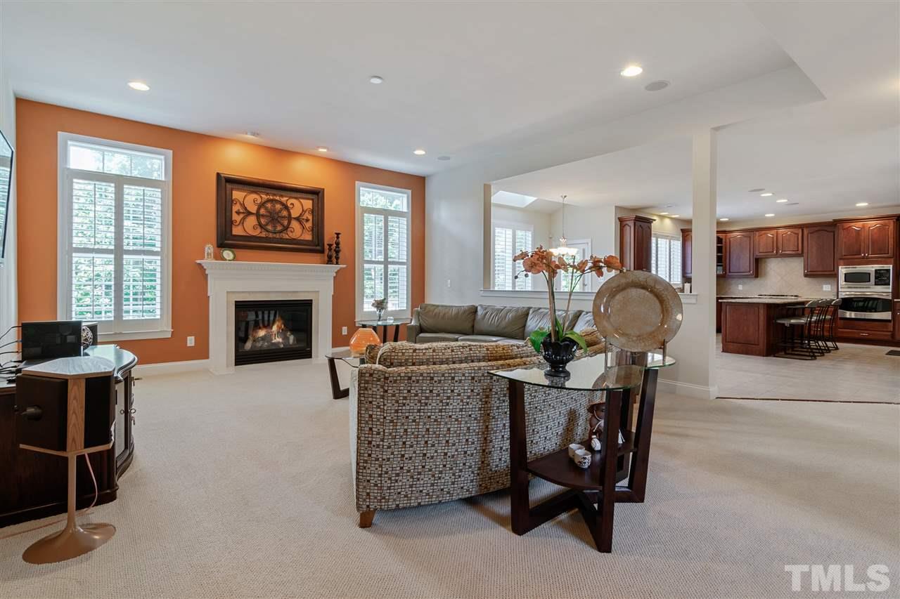 9425 Collingdale Way Raleigh, NC 27617 - Photo 6 of 30 Gallery Image 6