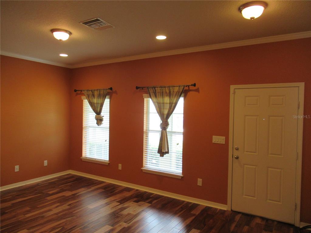 2822 Maple Brook Loop Lutz, FL 33558 - Photo 13 of 27