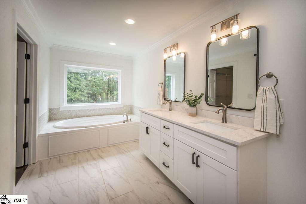 669 Batesville Road Greer, SC 29651 - Photo 17 of 36 Gallery Image 17