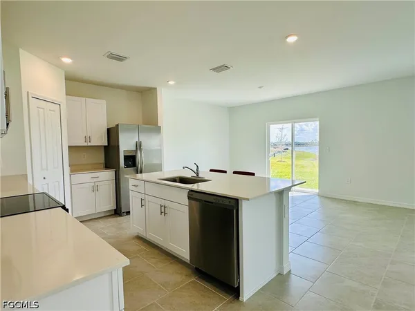 $2,250 | 11812 Cloverly Lane, Punta Gorda, FL 33955