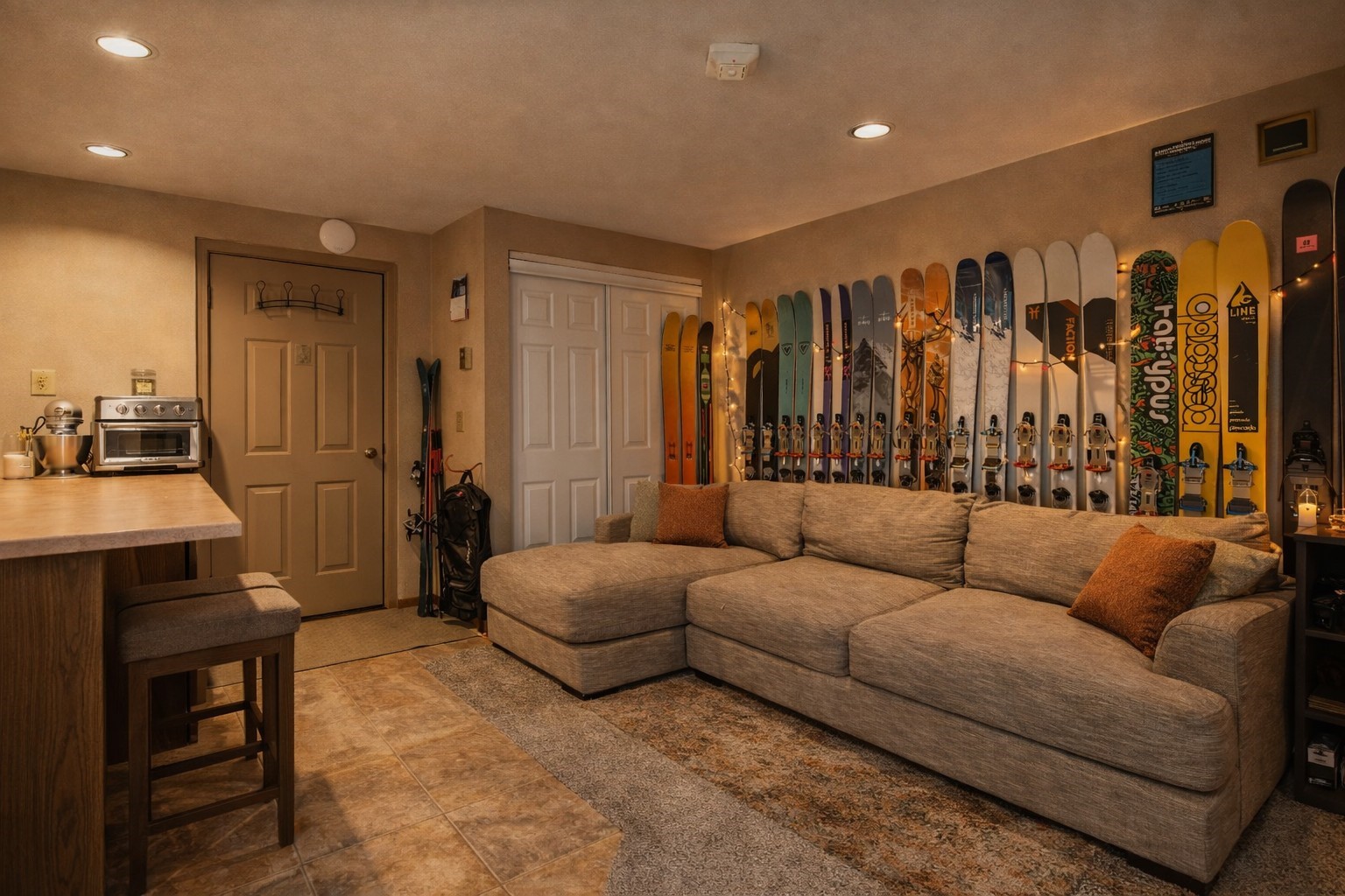 660 Four Oclock Road, Unit 11 Breckenridge, CO 80424 - Photo 12 of 31 Virtually Updated!