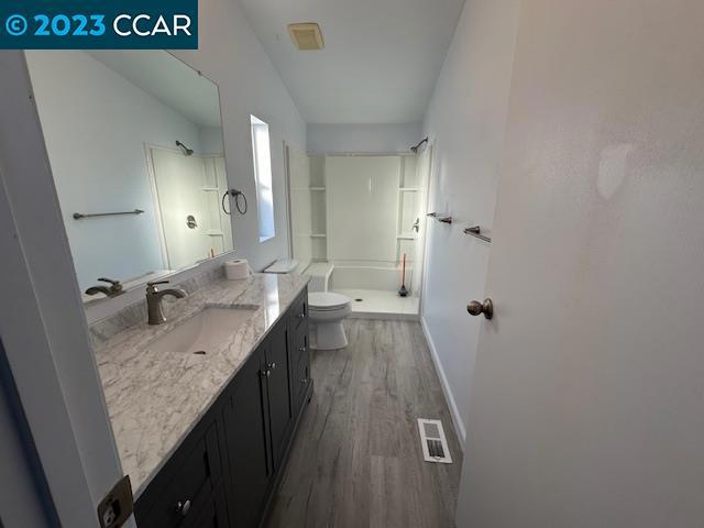 265 Carob Way Pacheco, CA 94553 - Photo 16 of 16 a bathroom with a granite countertop sink